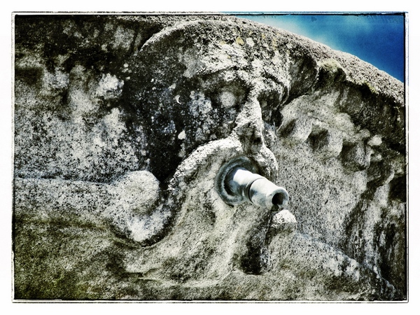 Fountain in Caminha, Minho